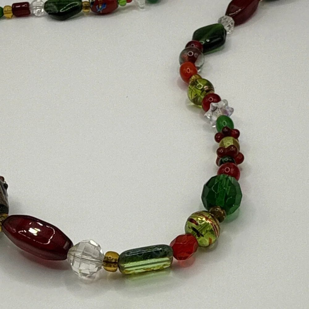 Vintage Necklace‎ Art Glass Red Green Beads Round & Figural Abstract Beaded 14in - Picture 10 of 16